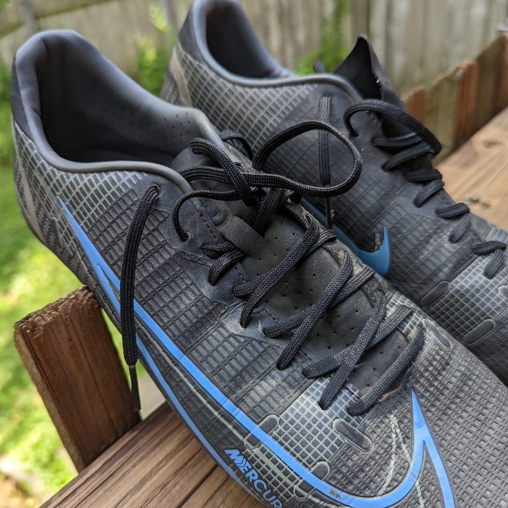 Nike Mercurial Vapor 14  Soccer Cleat size 10.5 Good used condition